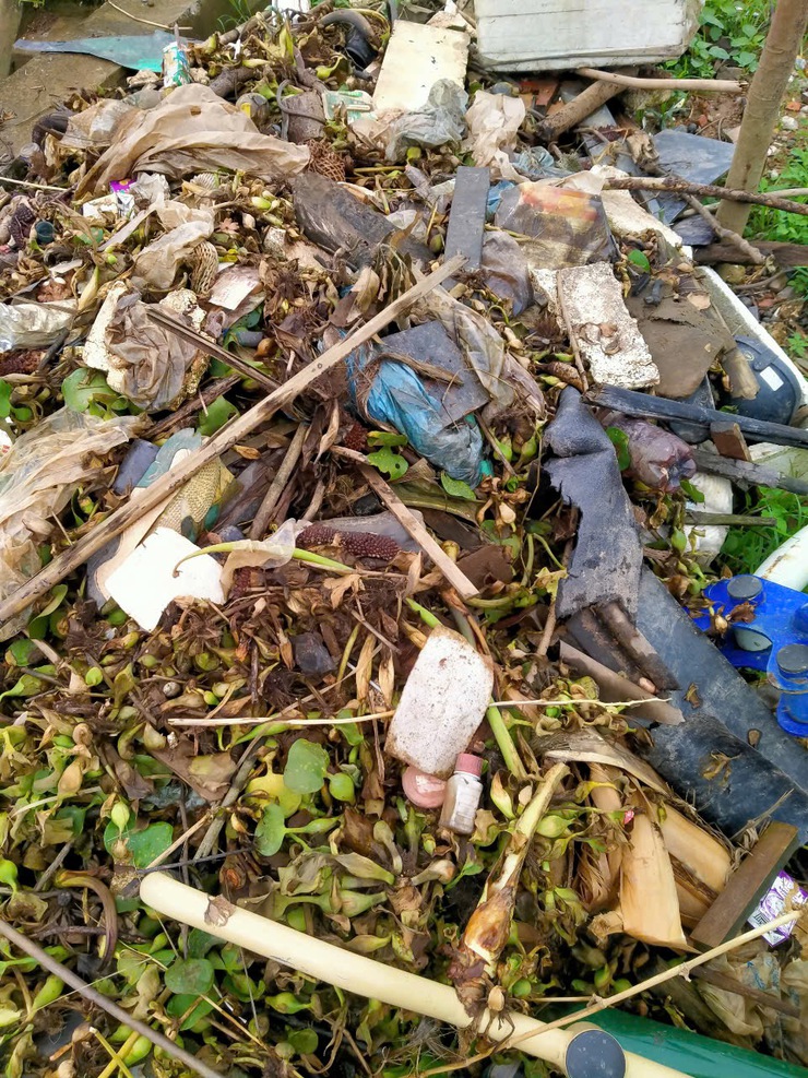 Xã Phúc Lộc ngăn chặn tình trạng xả rác thải tại hệ thống thủy lợi, kênh mương trên địa bàn- Ảnh 7.