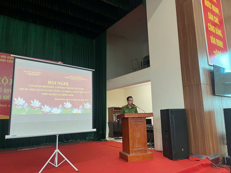 Tập huấn, hướng dẫn khai báo, cập nhật thông tin của cơ sở thuộc diện quản lý Nhà nước về PCCC và CNCH- Ảnh 3.