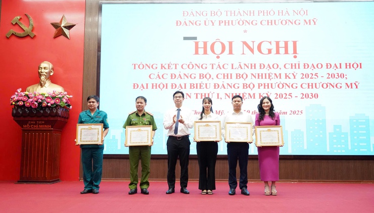 Phường Chương Mỹ tổng kết công tác lãnh đạo, chỉ đạo, triển khai thực hiện Đại hội Đảng bộ, Chi bộ trực thuộc và Đại hội đại biểu Đảng bộ phường Chương Mỹ lần thứ I, nhiệm kỳ 2025-2030- Ảnh 5.