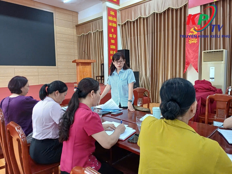 Hội Liên hiệp Phụ nữ Thành phố Hà Nội kiểm tra hoạt động vay vốn tại xã Kiều Phú- Ảnh 2.