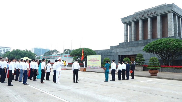 Lễ Báo Công Dâng Bác – Niềm Vinh Dự và Trách Nhiệm của Đảng Bộ, Chính Quyền và Nhân Dân Xã Bình Minh.- Ảnh 2.