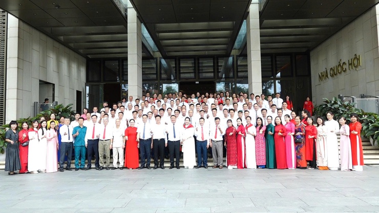 Lễ Báo Công Dâng Bác – Niềm Vinh Dự và Trách Nhiệm của Đảng Bộ, Chính Quyền và Nhân Dân Xã Bình Minh.- Ảnh 6.