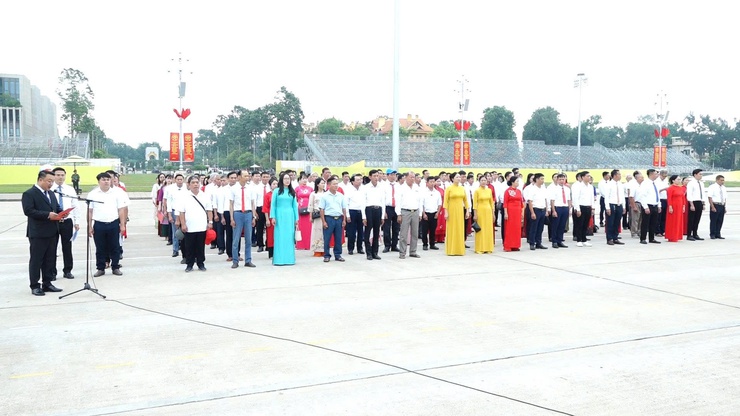 Lễ Báo Công Dâng Bác – Niềm Vinh Dự và Trách Nhiệm của Đảng Bộ, Chính Quyền và Nhân Dân Xã Bình Minh.- Ảnh 3.