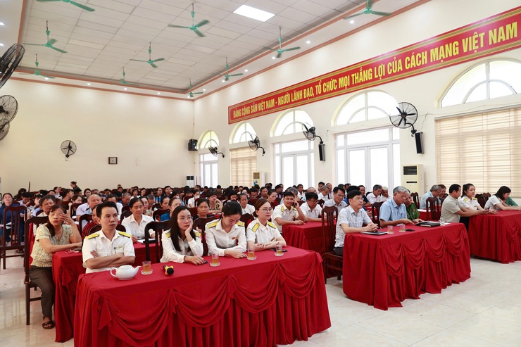 Xã Ứng Thiên triển khai kế hoạch chuyển đổi số trong công tác thu, nộp thuế sử dụng đất phi nông nghiệp năm 2025- Ảnh 4.
