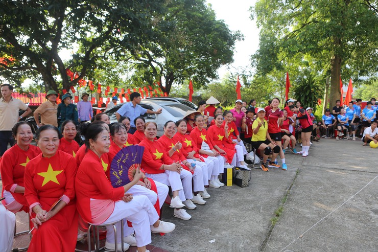 TRUNG GIÃ TỔ CHỨC NGÀY HỘI THỂ THAO THÔN, LÀNG LẦN THỨ I NĂM 2025- Ảnh 4.