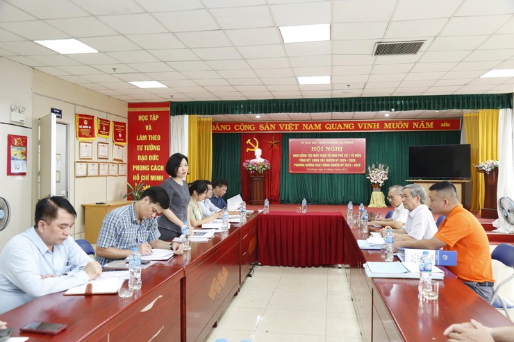 Ban Kinh tế- Ngân sách HĐND phường Hà Đông giám sát việc thực hiện các quy định của pháp luật về công tác PCCC tại một số tòa chung cư trên địa bàn- Ảnh 2.