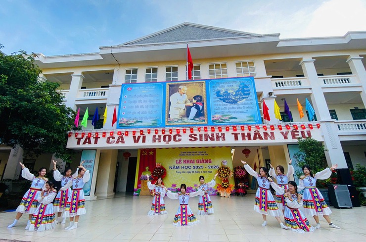 CÁC TRƯỜNG HỌC TRÊN ĐỊA BÀN XÃ TRUNG GIÃ TƯNG BỪNG KHAI GIẢNG NĂM HỌC MỚI 2025-2026- Ảnh 11.
