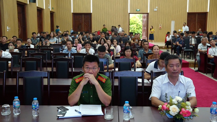 Xã Thanh Oai hướng dẫn khai báo, cập nhật thông tin cơ sở về phòng cháy, chữa cháy- Ảnh 2.