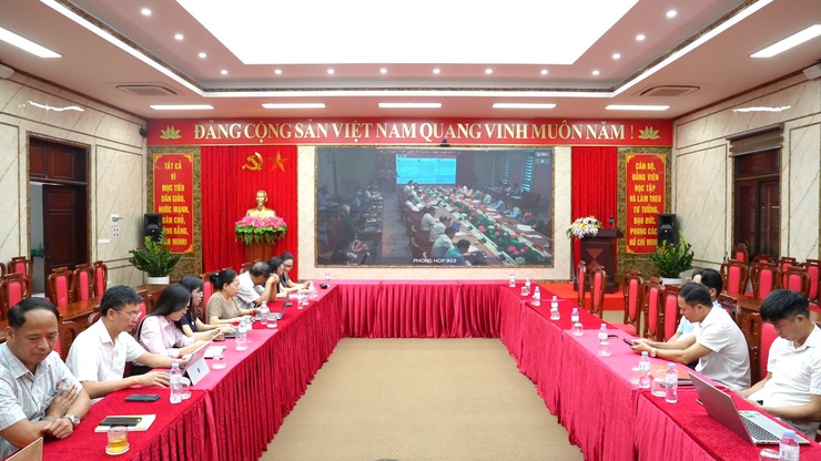 Xã Thanh Oai tham dự hội nghị trực tuyến của Thành phố về đánh giá kết quả vận hành mô hình chính quyền địa phương hai cấp- Ảnh 1.