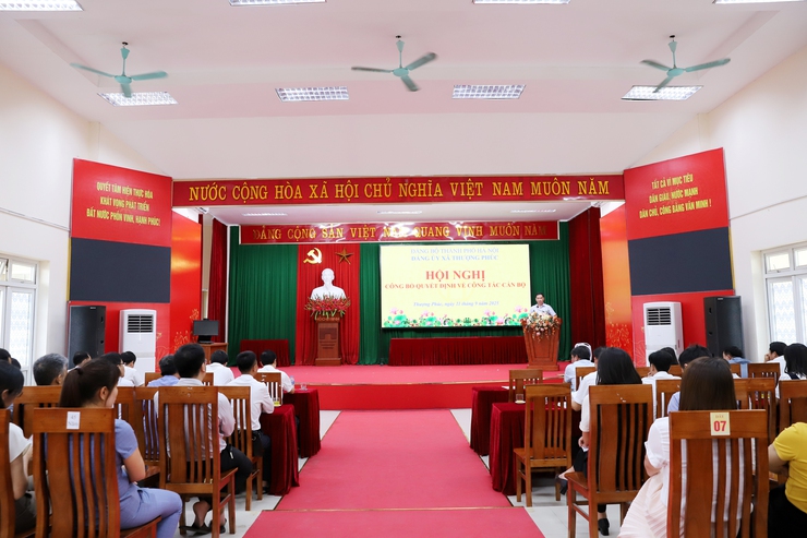 Đảng ủy xã Thượng Phúc tổ chức Hội nghị công bố Quyết định về công tác cán bộ- Ảnh 2.