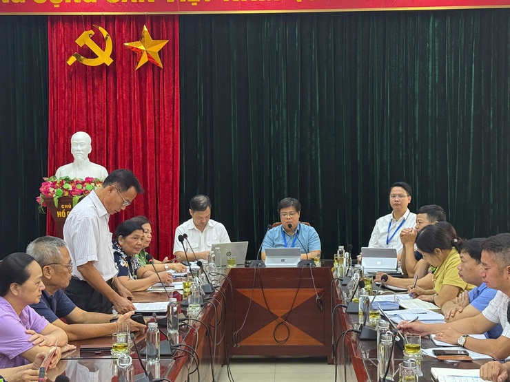Thường trực Hội đồng nhân dân phường khảo sát việc triển khai công tác thu thuế sử dụng đất phi nông nghiệp năm 2025 trên địa bàn phường gắn với việc triển khai thu trên ứng dụng Etax Mobile- Ảnh 4.