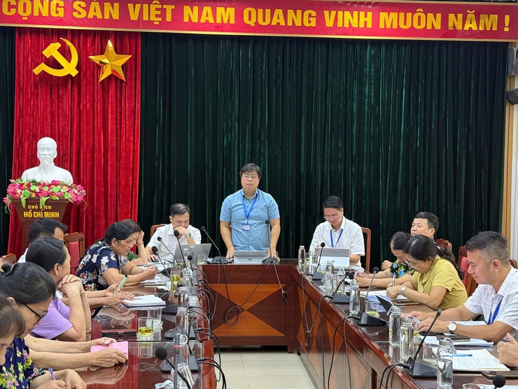 Thường trực Hội đồng nhân dân phường khảo sát việc triển khai công tác thu thuế sử dụng đất phi nông nghiệp năm 2025 trên địa bàn phường gắn với việc triển khai thu trên ứng dụng Etax Mobile- Ảnh 1.