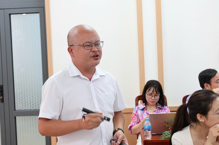 Ban Quản lý các Khu công nghệ cao và khu công nghiệp thành phố và xã Tiến Thắng tổ chức Hội nghị triển khai khu công nghiệp trên địa bàn xã và công tác phối hợp, hợp tác giữa hai đơn vị- Ảnh 3.