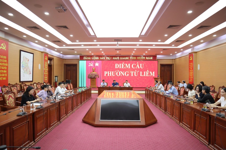 Hà Nội bảo đảm bộ máy chính quyền cấp xã mới vận hành ổn định, thông suốt
- Ảnh 1.