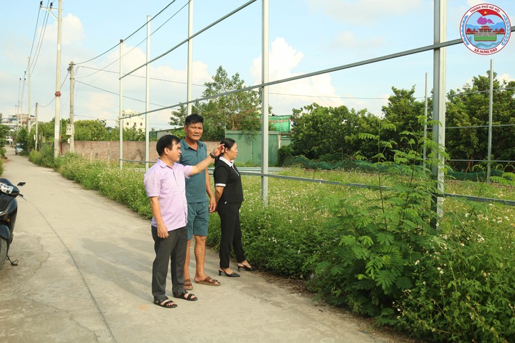 Đẩy mạnh tuyên truyền, vận động các hộ dân tự nguyên tháo dỡ công trình vi phạm về đất đai- Ảnh 1.