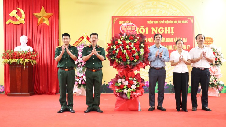 Hội nghị ký kết chương trình phối hợp giữa UBND xã Vật Lại với các đơn vị Quân đội trên địa bàn xã- Ảnh 2.