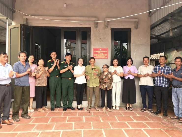 UỶ BAN MTTQ VIỆT NAM XÃ NỘI BÀI KHÁNH THÀNH VÀ BÀN GIAO NHÀ ĐẠI ĐOÀN KẾT- Ảnh 2.