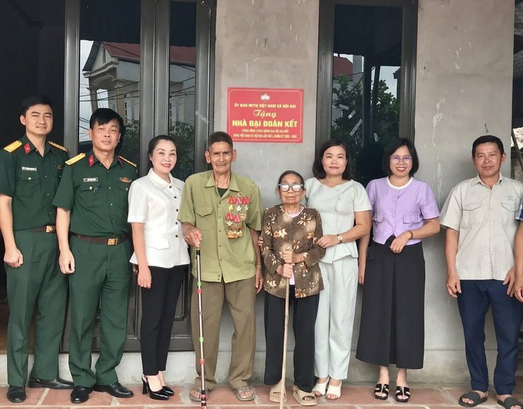 UỶ BAN MTTQ VIỆT NAM XÃ NỘI BÀI KHÁNH THÀNH VÀ BÀN GIAO NHÀ ĐẠI ĐOÀN KẾT- Ảnh 4.