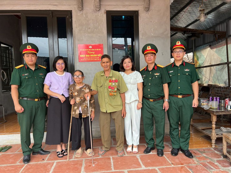 UỶ BAN MTTQ VIỆT NAM XÃ NỘI BÀI KHÁNH THÀNH VÀ BÀN GIAO NHÀ ĐẠI ĐOÀN KẾT- Ảnh 6.