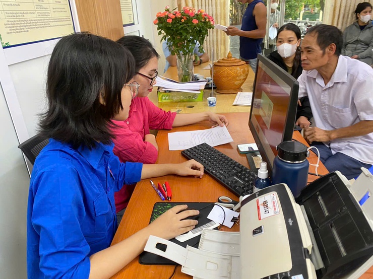Thạch Thất đồng hành cùng người dân thực hiện Chuyển đổi số.- Ảnh 5.