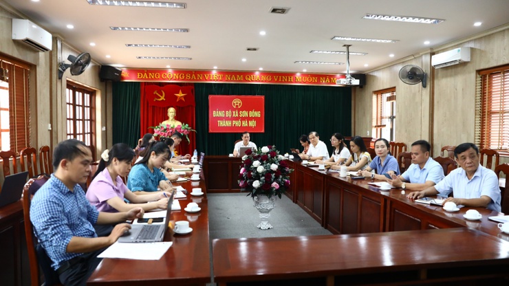 Xã Sơn Đồng dự tập huấn ứng dụng trí tuệ nhân tạo cho cán bộ, công chức, viên chức tại các cơ quan khối Đảng- Ảnh 1.
