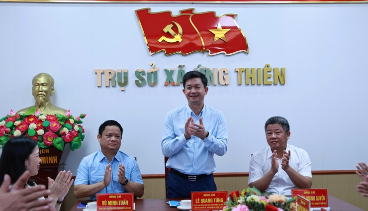 Văn phòng Quốc hội làm việc với UBND thành phố Hà Nội về khảo sát tiến độ thực hiện dự án Khu lưu niệm Trưởng ban Thường trực Quốc hội Bùi Bằng Đoàn- Ảnh 2.
