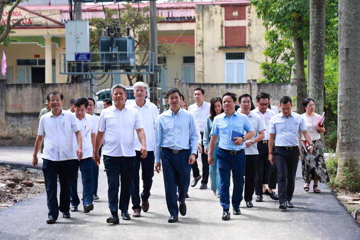 Văn phòng Quốc hội làm việc với UBND thành phố Hà Nội về khảo sát tiến độ thực hiện dự án Khu lưu niệm Trưởng ban Thường trực Quốc hội Bùi Bằng Đoàn- Ảnh 1.