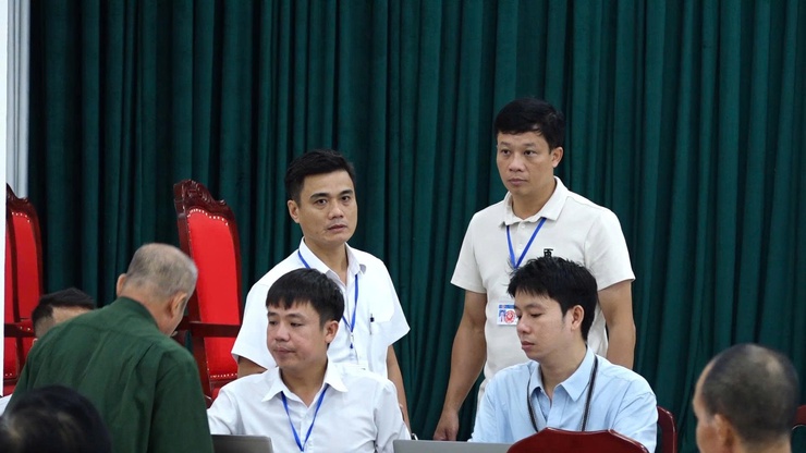 Xã Bình Minh tổ chức hội nghị hướng dẫn cấp giấy chứng nhận quyền sử dụng đất cho người dân ở thôn Đống- Ảnh 2.