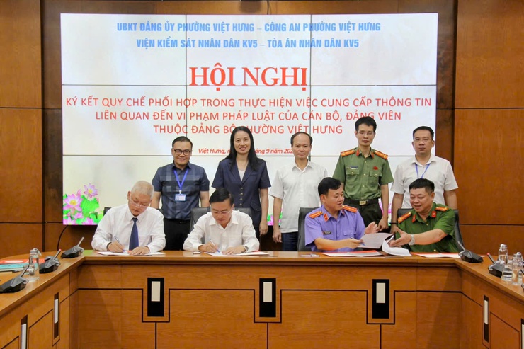 UBKT Đảng uỷ phường Việt Hưng tổ chức hội nghị ký kết Quy chế phối hợp với các cơ quan nội chính trên địa bàn trong việc cung cấp thông tin liên quan đến vi phạm pháp luật của cán bộ, đảng viên- Ảnh 3.
