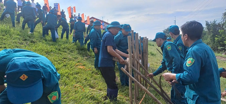 XÃ HÁT MÔN TỔ CHỨC DIỄN TẬP PHÒNG, CHỐNG THIÊN TAI- Ảnh 4.