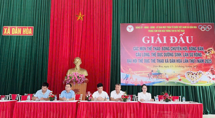 khai mạc giải thi đấu các môn thể thao trong chương trình Đại hội Thể dục Thể thao xã Dân Hòa lần thứ I năm 2025- Ảnh 5.