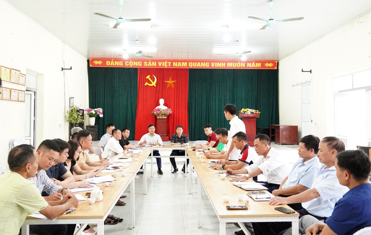 Đảng ủy phường Chương Mỹ tổ chức hội nghị làm việc với các Chi bộ, thôn và đơn vị khu vực Phụng Châu- Ảnh 1.