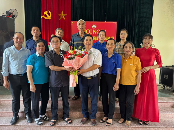 Xã Nội Bài hoàn thành việc tổ chức Hội nghị Ban công tác mặt trận tại 32/32 thôn, khu dân cư
- Ảnh 1.