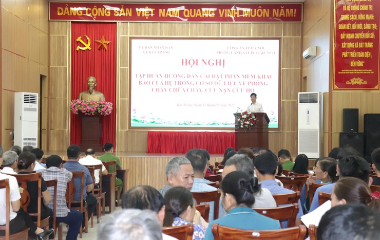 Phòng Cảnh sát PCCC&CNCH hướng dẫn khai báo, cập nhật dữ liệu và kết nối hệ thống truyền tin báo cháy- Ảnh 1.