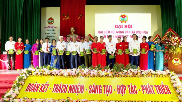 Đại hội đại biểu Hội Nông dân xã Ứng Hoà thành công tốt đẹp- Ảnh 17.