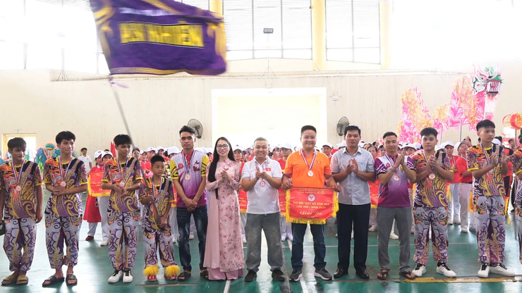 SÔI NỔI CÁC NỘI DUNG THI THỂ DỤC DƯỠNG SINH VÀ LÂN – SƯ – RỒNG TRONG CHƯƠNG TRÌNH ĐẠI HỘI THỂ DỤC THỂ THAO XÃ DÂN HÒA LẦN THỨ I NĂM 2025- Ảnh 14.