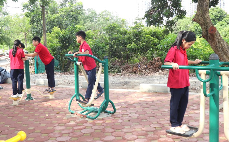 Đoàn thanh niên xã Bát Tràng: Khánh thành công trình thanh niên "Sân chơi thanh thiếu nhi"- Ảnh 4.