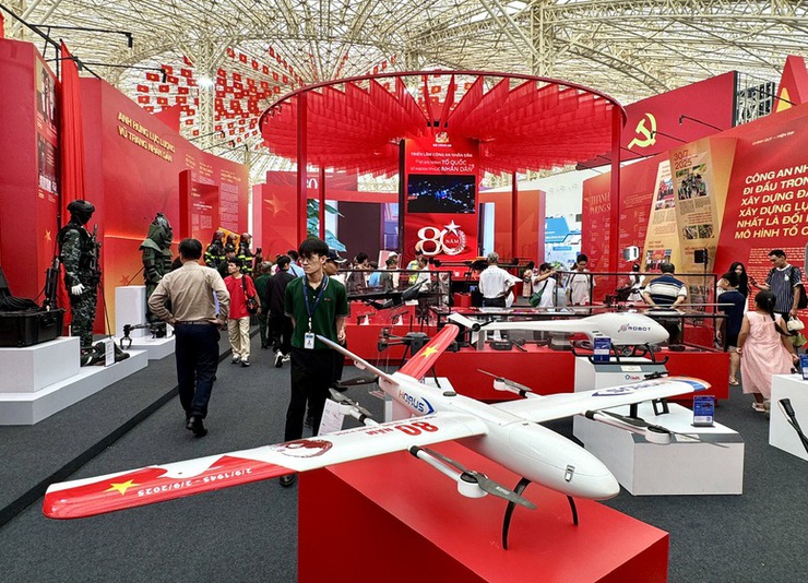 Lãnh đạo phường Tây Hồ tham gia sinh hoạt chuyên đề tại Triển lãm 80 năm thành tựu đất nước- Ảnh 2.