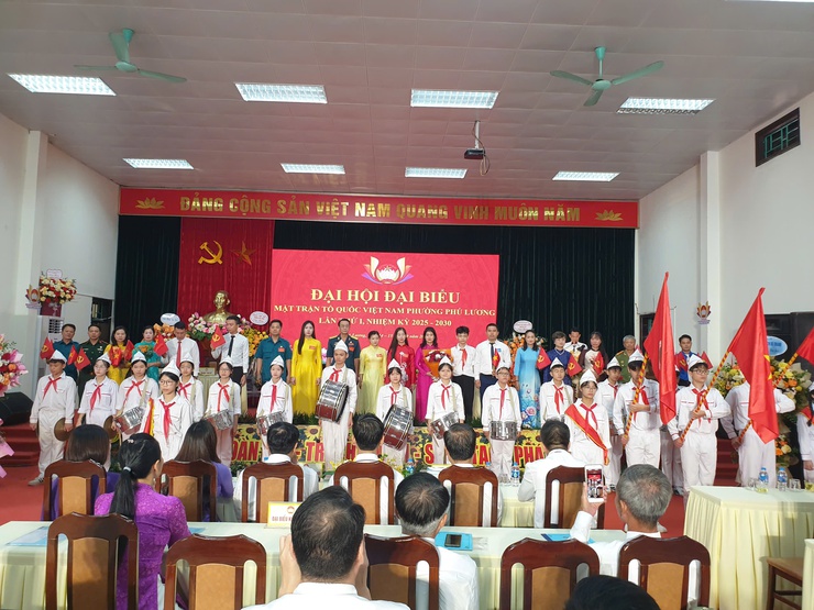 Ủy ban MTTQ Việt Nam phường Phú Lương tổ chức thành công Đại hội Đại biểu lần thứ I, nhiệm kỳ 2025 - 2030.- Ảnh 2.
