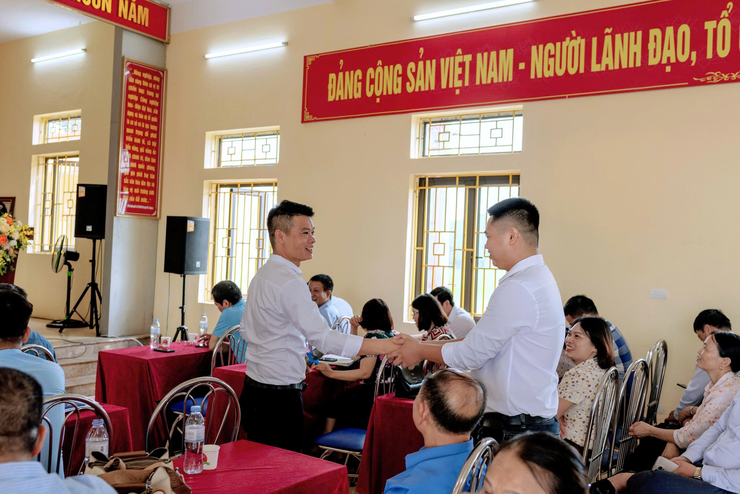 XÃ YÊN LÃNG HỌC TẬP, TRAO ĐỔI KINH NGHIỆM XÂY DỰNG THÔN THÔNG MINH GẮN VỚI CHUYỂN ĐỔI SỐ TẠI XÃ NỘI BÀI.- Ảnh 3.