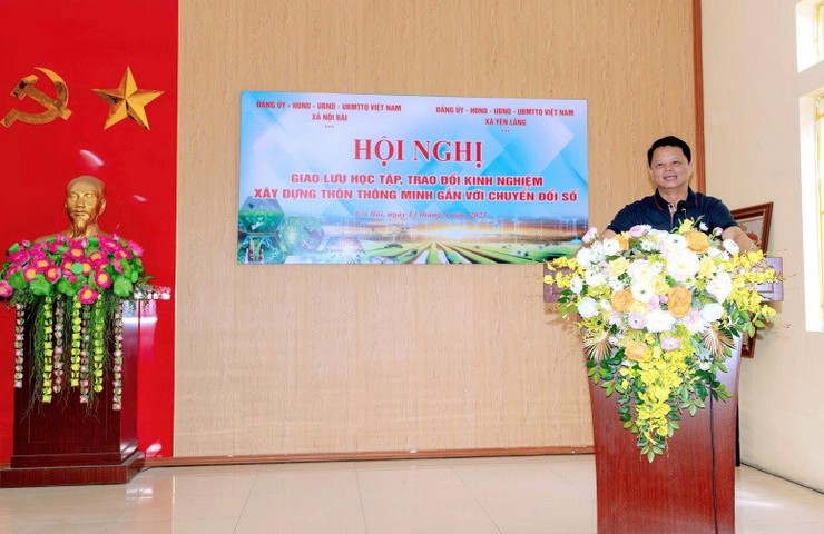 XÃ YÊN LÃNG HỌC TẬP, TRAO ĐỔI KINH NGHIỆM XÂY DỰNG THÔN THÔNG MINH GẮN VỚI CHUYỂN ĐỔI SỐ TẠI XÃ NỘI BÀI.- Ảnh 4.