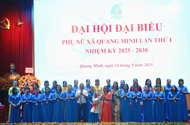 Khơi dậy tinh thần đoàn kết, khát vọng vươn lên để phụ nữ Quang Minh vững bước vào kỷ nguyên mới- Ảnh 8.