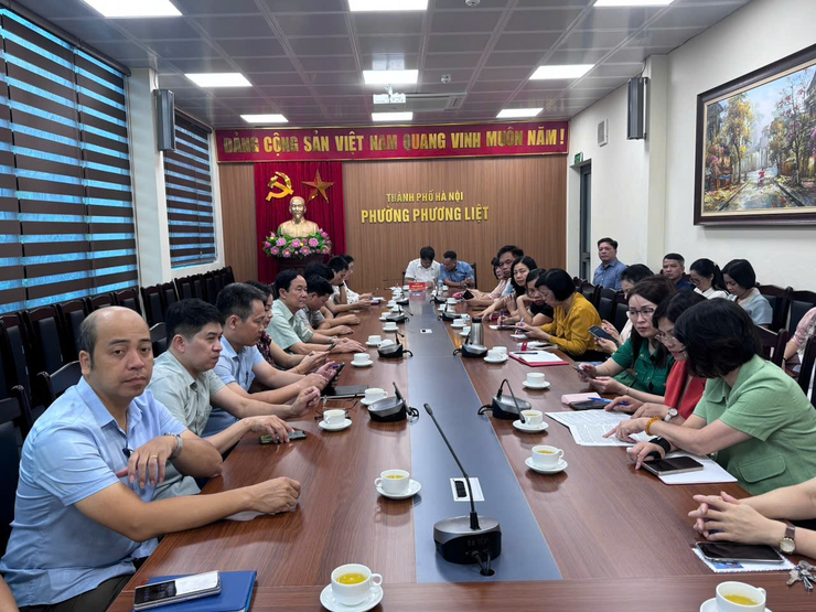 Đảng ủy phường Phương Liệt tham gia Hội nghị quán triệt, triển khai 04 Nghị quyết của Bộ Chính trị - Ảnh 1.
