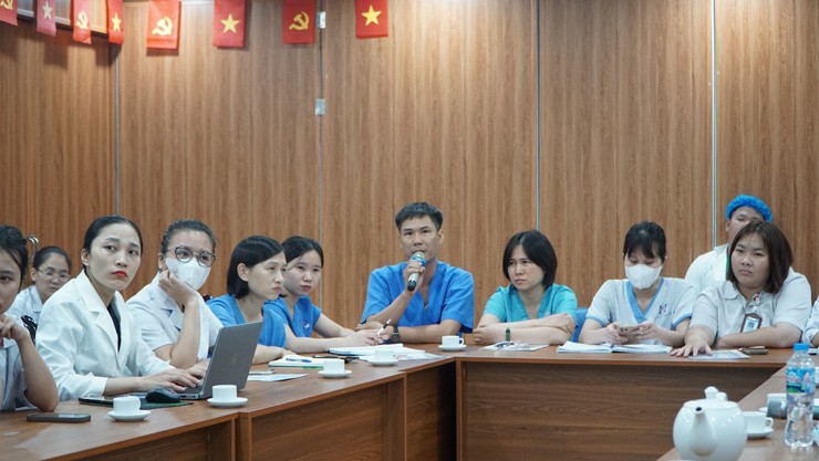 Bệnh viện đa khoa Hoè Nhai tổ chức đào tạo chuyên đề "Giải pháp phòng ngừa và chăm sóc loét tì đè"- Ảnh 1.