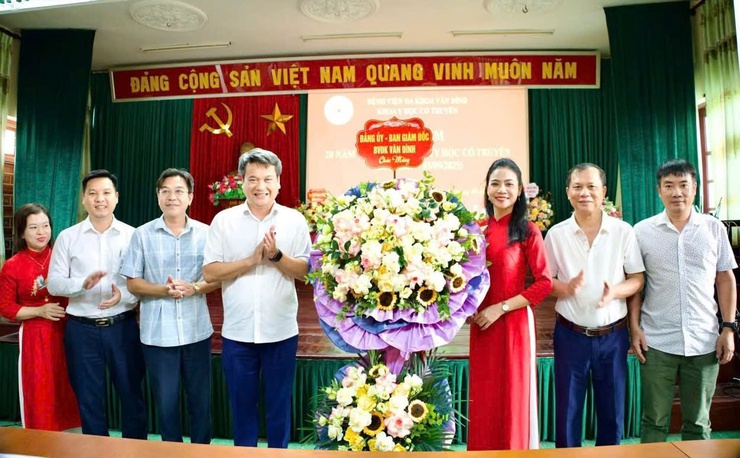 Khoa Y học cổ truyền Bệnh viện đa khoa Vân Đình: 20 năm kiên trì kiến tạo – Vững bước hội nhập và phát triển- Ảnh 1.