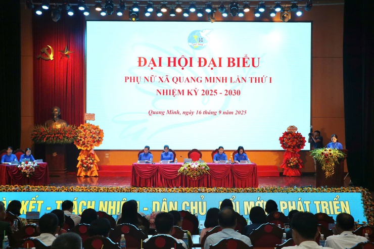 Khơi dậy tinh thần đoàn kết, khát vọng vươn lên để phụ nữ Quang Minh vững bước vào kỷ nguyên mới- Ảnh 5.