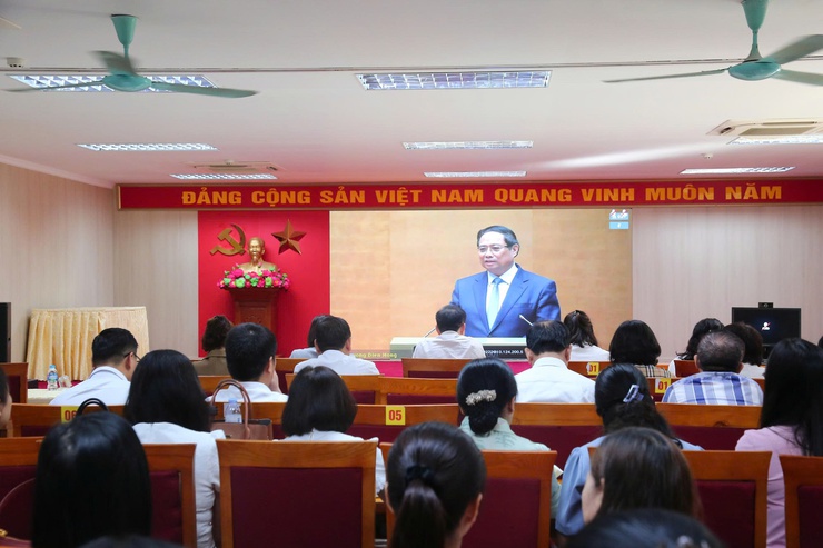 Đảng ủy phường Dương Nội dự Hội nghị toàn quốc quán triệt và triển khai 04 Nghị quyết quan trọng của Bộ Chính trị - Ảnh 2.