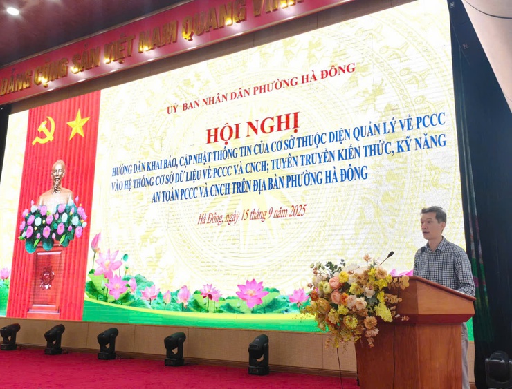 320 cơ sở thuộc diện quản lý về phòng cháy, chữa cháy được hướng dẫn khai báo, cập nhật thông tin vào hệ thống Cơ sở dữ liệu về PCCC và CNCH- Ảnh 1.