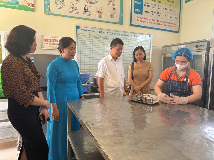 Phân công, phân cấp quản lý về an toàn thực phẩm trên địa bàn thành phố Hà Nội- Ảnh 1.
