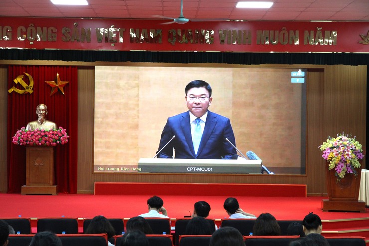 Sáng 16-9, diễn ra hội nghị toàn quốc quán triệt 4 nghị quyết của Bộ Chính trị- Ảnh 6.
